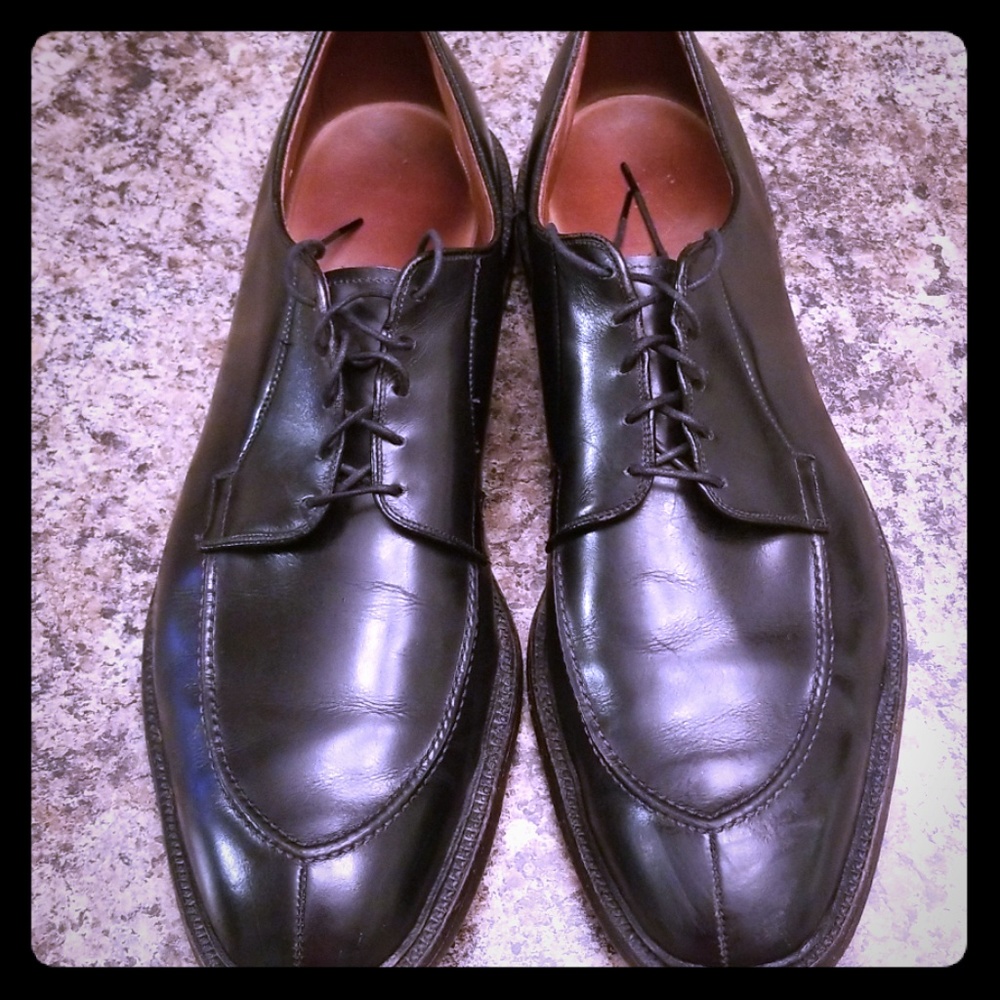 **SOLD** Allen Edmonds Brentwood Oxford. Black.